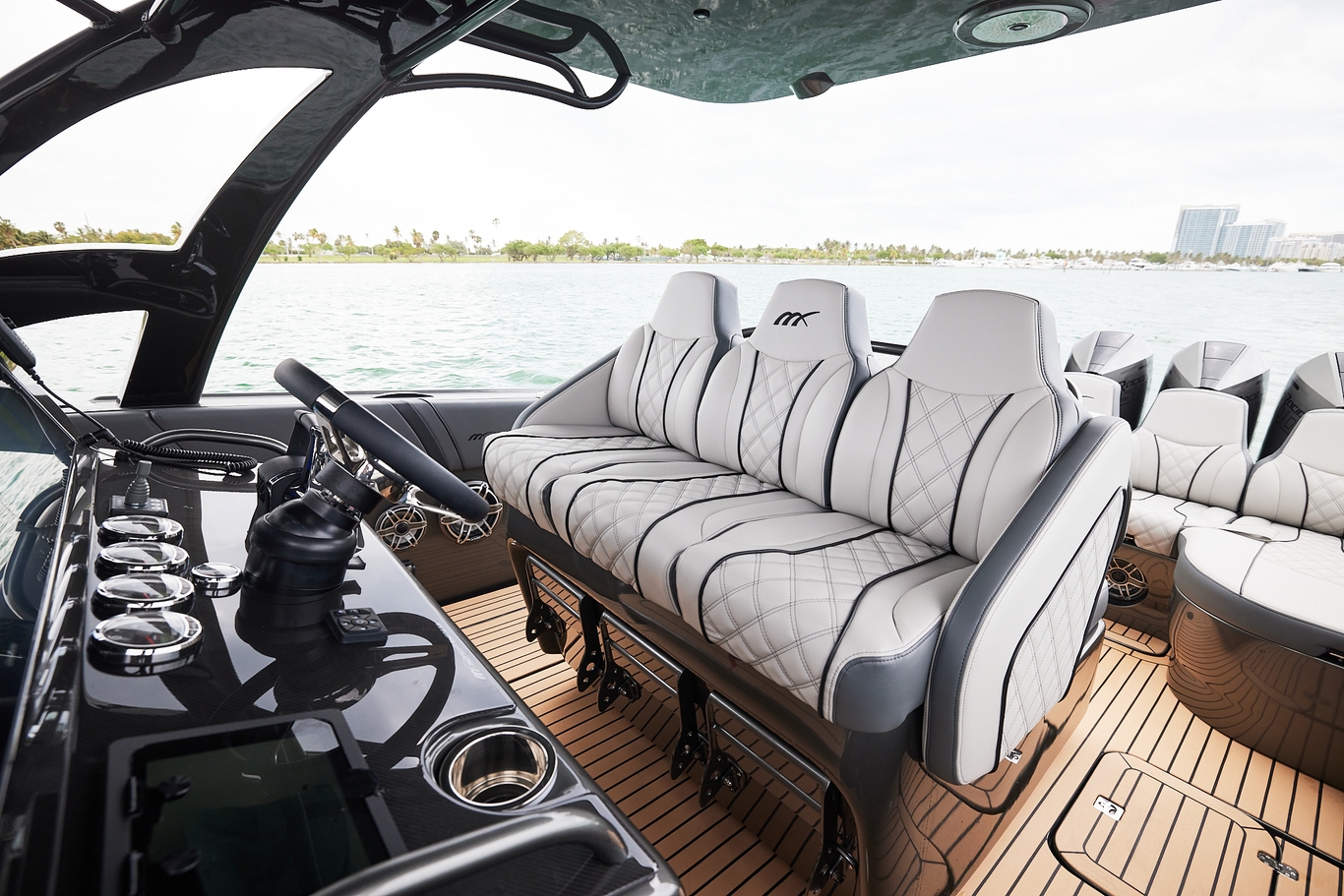 37′ Open | Midnight Express Boats | High Performance Center Console