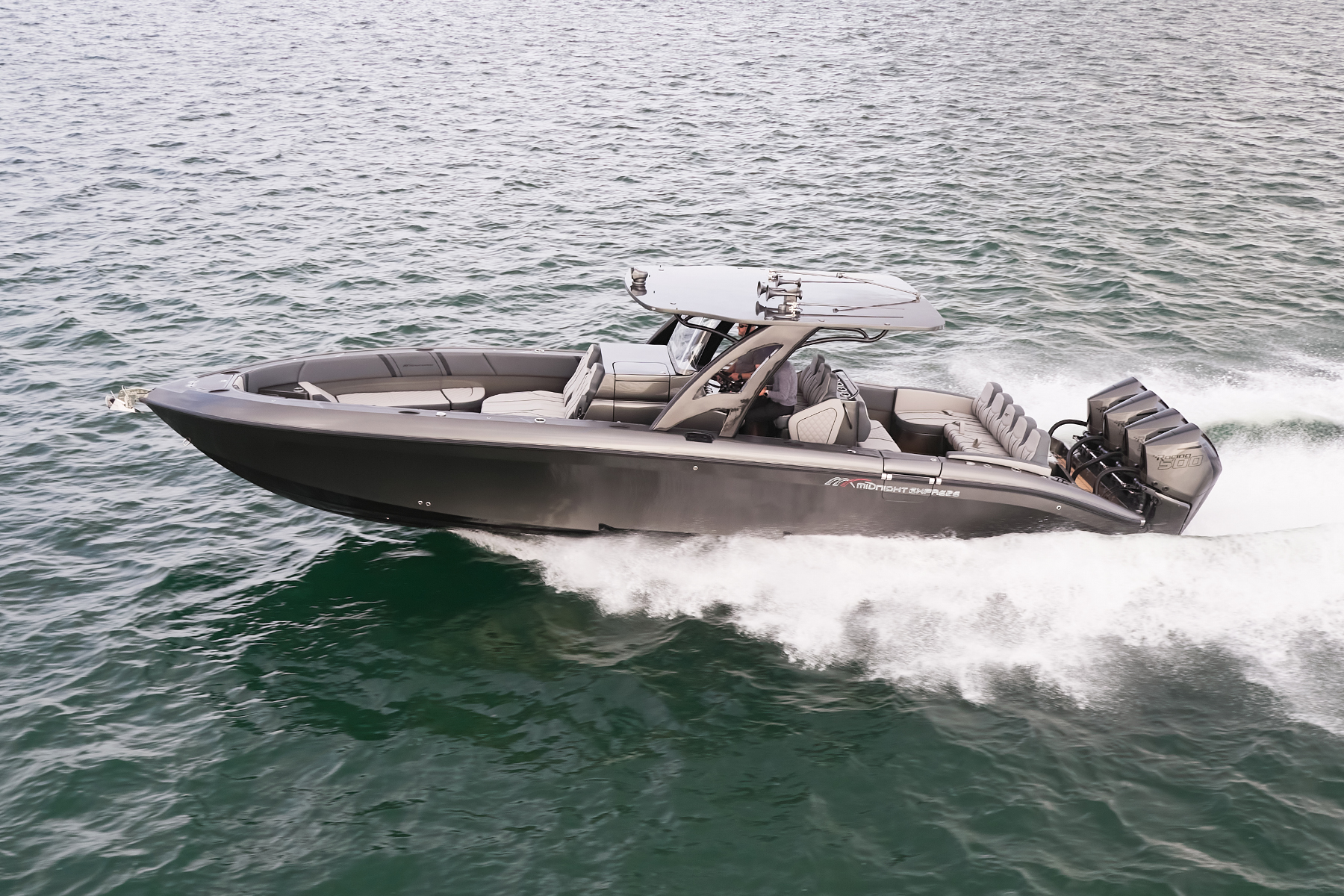 37′ Open | Midnight Express Boats | High Performance Center Console